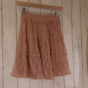 SWEET LACE! My Michelle Rust/Rose Gold Lace Skirt Small